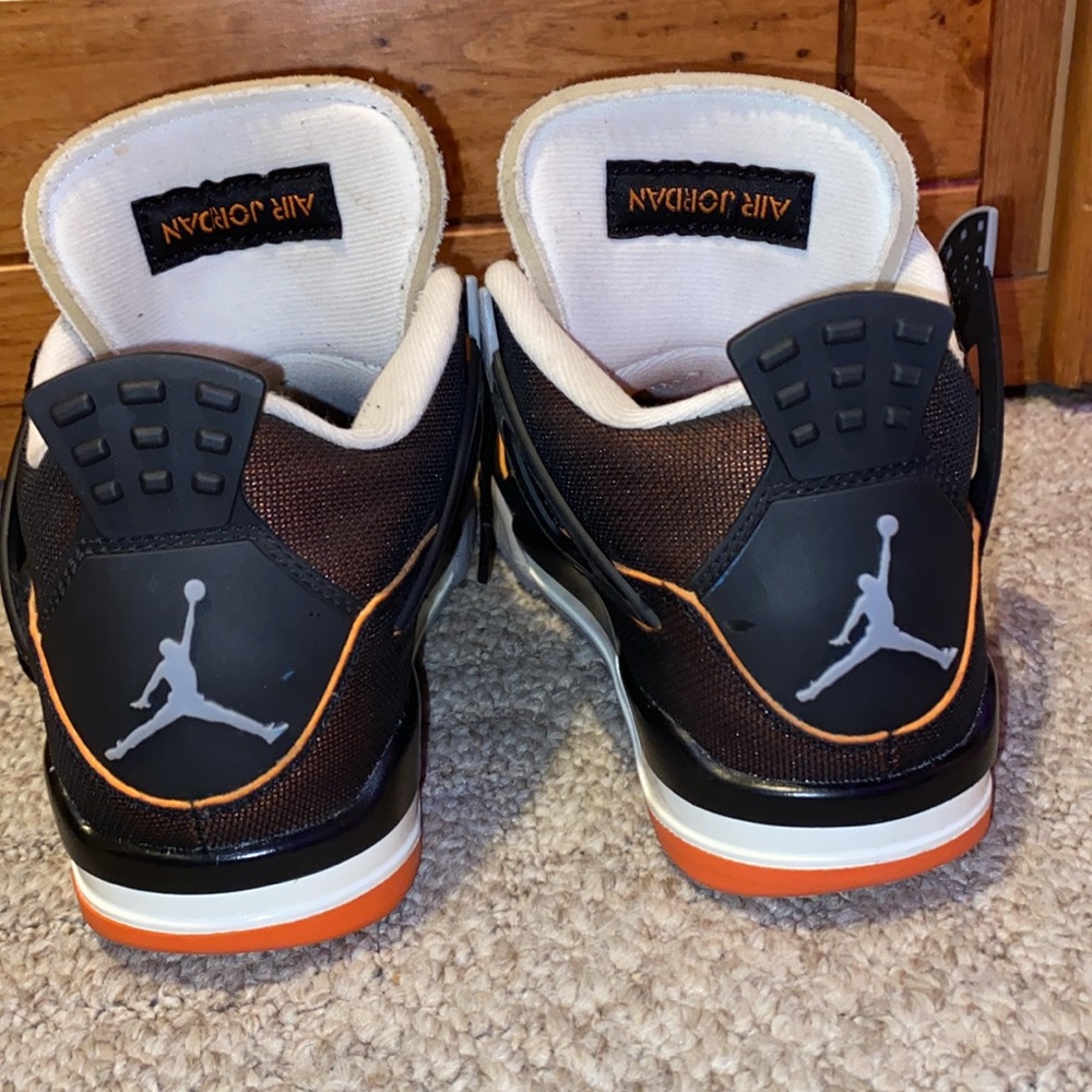 Air Jordan 4s retro size 6 starfish 200$ - Picture 8 of 8